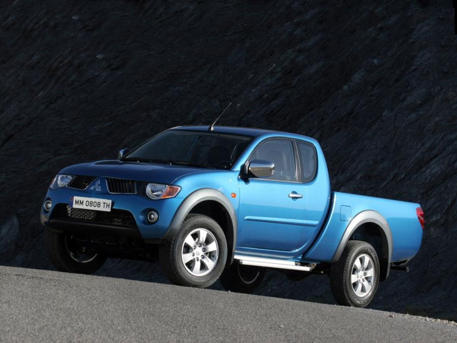  Mitsubishi L200 4Life Club Cab 2006 года  (фото 3 из 9)